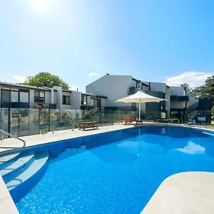 Manuka Park Serviced 4*, Canberra Australia